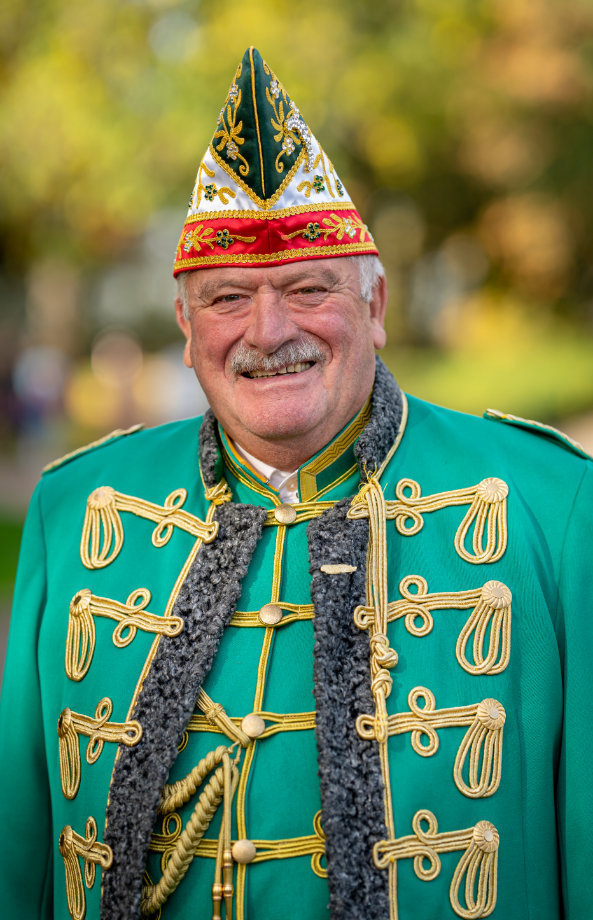 ehrenpraesident